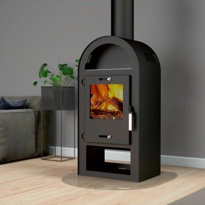 Černá kamna Magna 3.0, 7 kW, ocel, s proskleným okénkem a hořícím dřevem. Černá kamna Magna 3.0, 7 kW, ocel, s proskleným okénkem a hořícím dřevem.