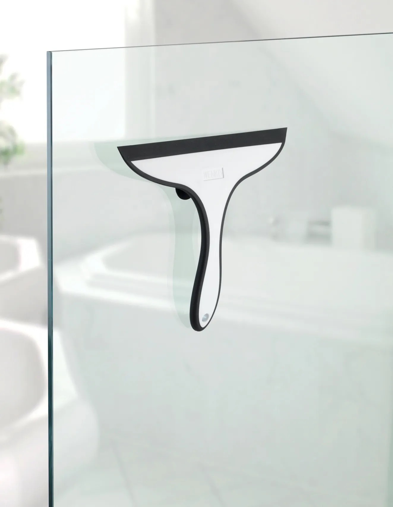 Wenko Koupelnová stěrka Ibos, plast, 25 x 20 x 2,5 cm Wenko Koupelnová stěrka Ibos, plast, 25 x 20 x 2,5 cm