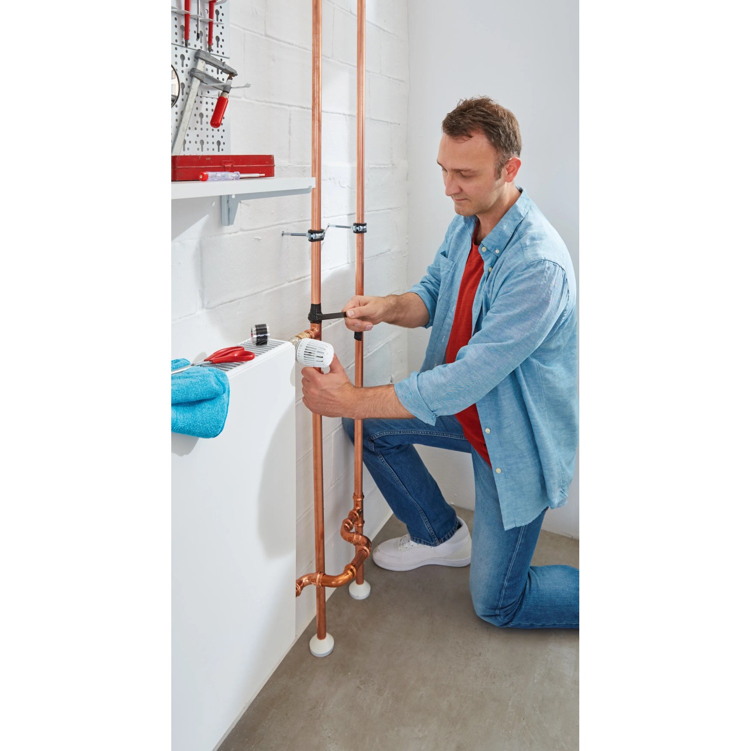 Aplikace: Tesa extra Power opravná páska Extreme Repair těsnící potrubí. Aplikace: Tesa extra Power opravná páska Extreme Repair těsnící potrubí.