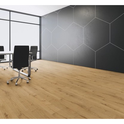 Kaindl Comfort laminát 7 mm Dub Severina instalovaný v kanceláři. Kaindl Comfort laminát 7 mm Dub Severina instalovaný v kanceláři.