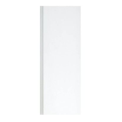 Bílé panely Kronoflooring s dřevěnou strukturou na stěny a stropy. Bílé panely Kronoflooring s dřevěnou strukturou na stěny a stropy.