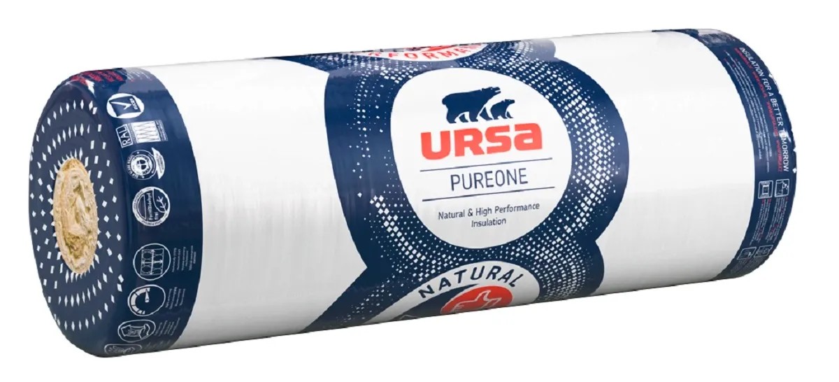 Role minerální vlny URSA Pureone, bílá izolace s modrým potiskem. Role minerální vlny URSA Pureone, bílá izolace s modrým potiskem.