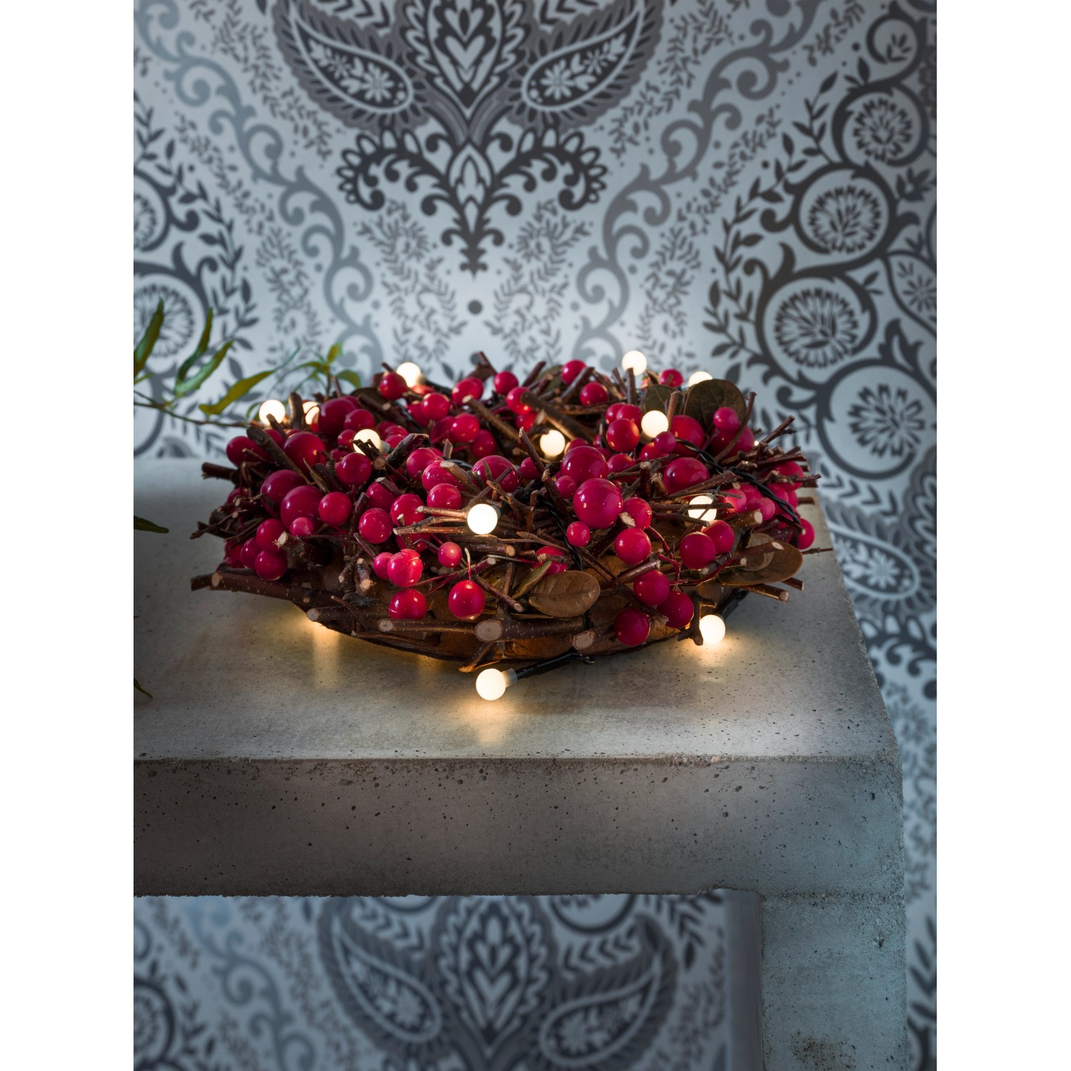 Konstsmide LED Globe světelný řetěz na baterie 6 h časovač 20 diod teplá bílá Konstsmide LED Globe světelný řetěz na baterie 6 h časovač 20 diod teplá bílá