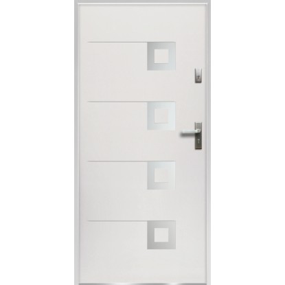 Bílé vchodové dveře se čtyřmi čtvercovými designovými prvky a stříbrnou klikou.
