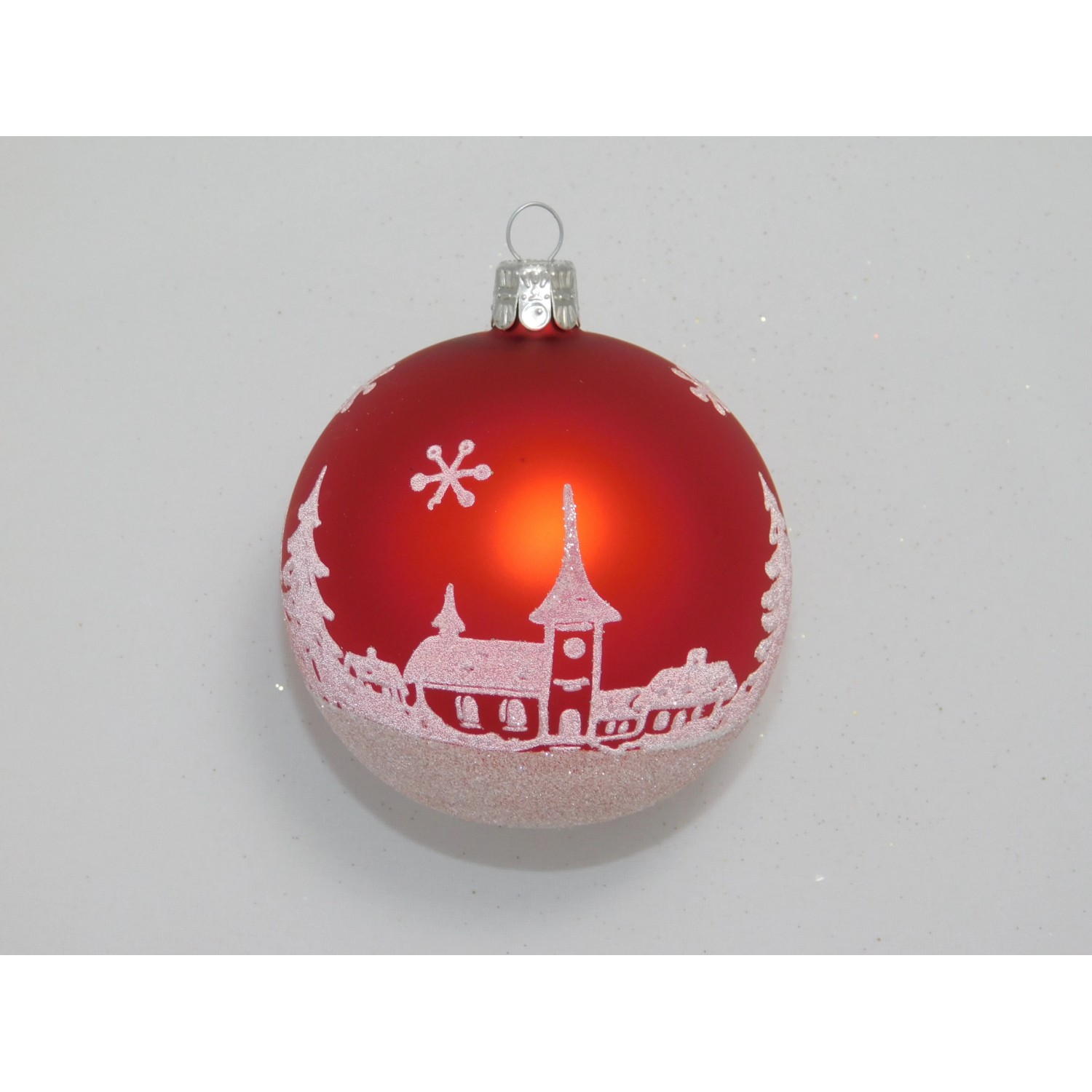 Ornex Skleněná vánoční ozdoba červená s kostelem pr. 8 cm