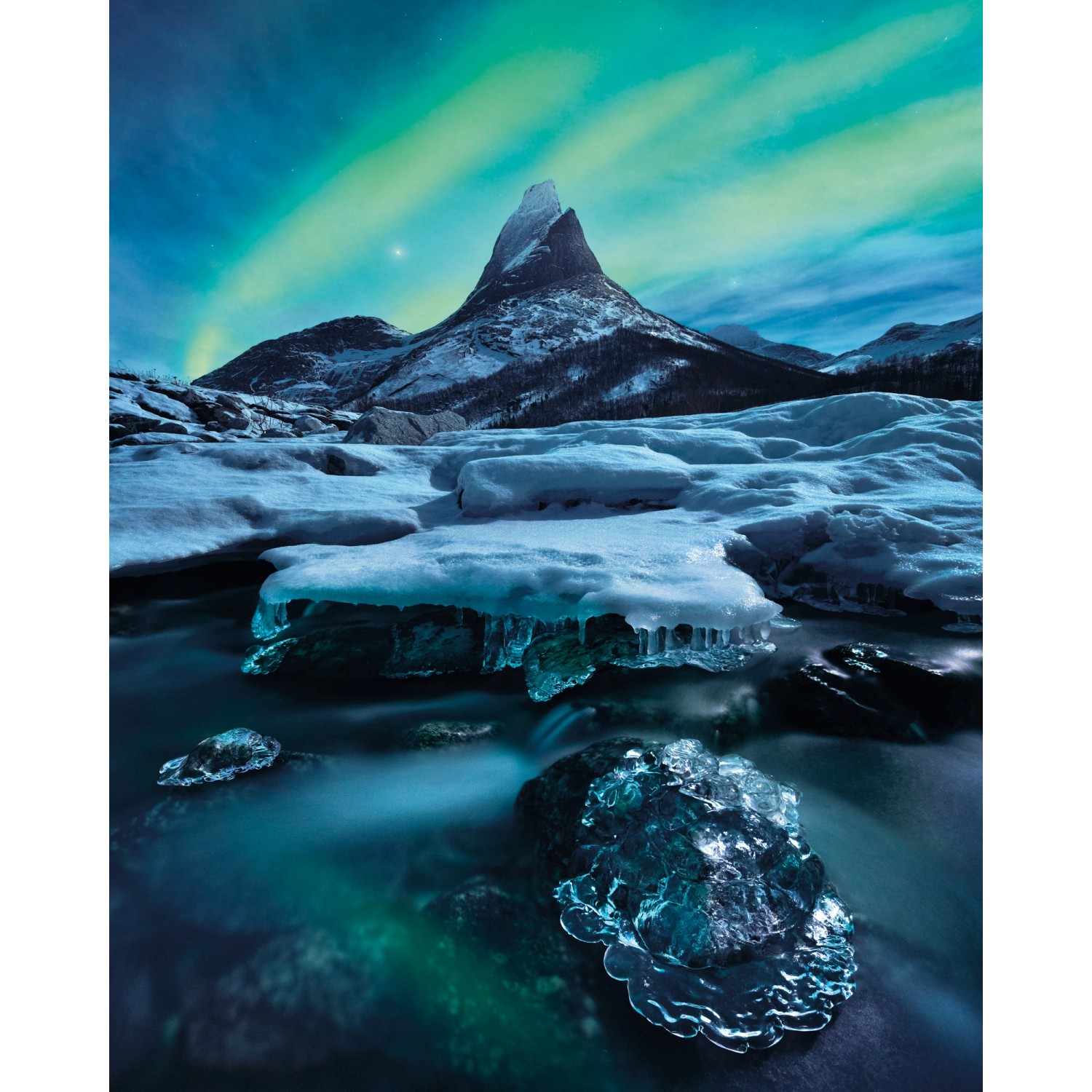 Komar Vliesová fototapeta The Coronation 200 x 250 cm