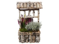 Podzimní aranžmá (vřes/drátovec) v dřevěném kv. se střechou, 19 cm