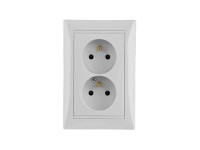 Legrand Dvojzásuvka Valena 2P + T, 16 A - 250 V, bílá