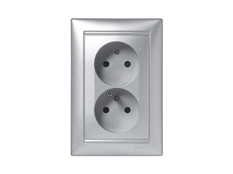 Fiche électrique - Legrand - 2P+T 16 A - Noir - Orientation câble 360