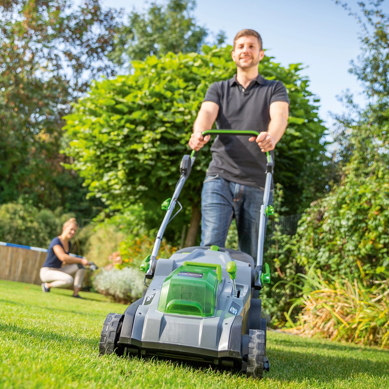 LUXTOOLS 1 PowerSystem Aku sekačka na trávu ARM2x20/43 Set koupit v OBI