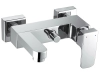 OBI Páková vanová napouštěcí baterie Carrara chromovaná rozteč 150 mm OBI Páková vanová napouštěcí baterie Carrara chromovaná rozteč 150 mm