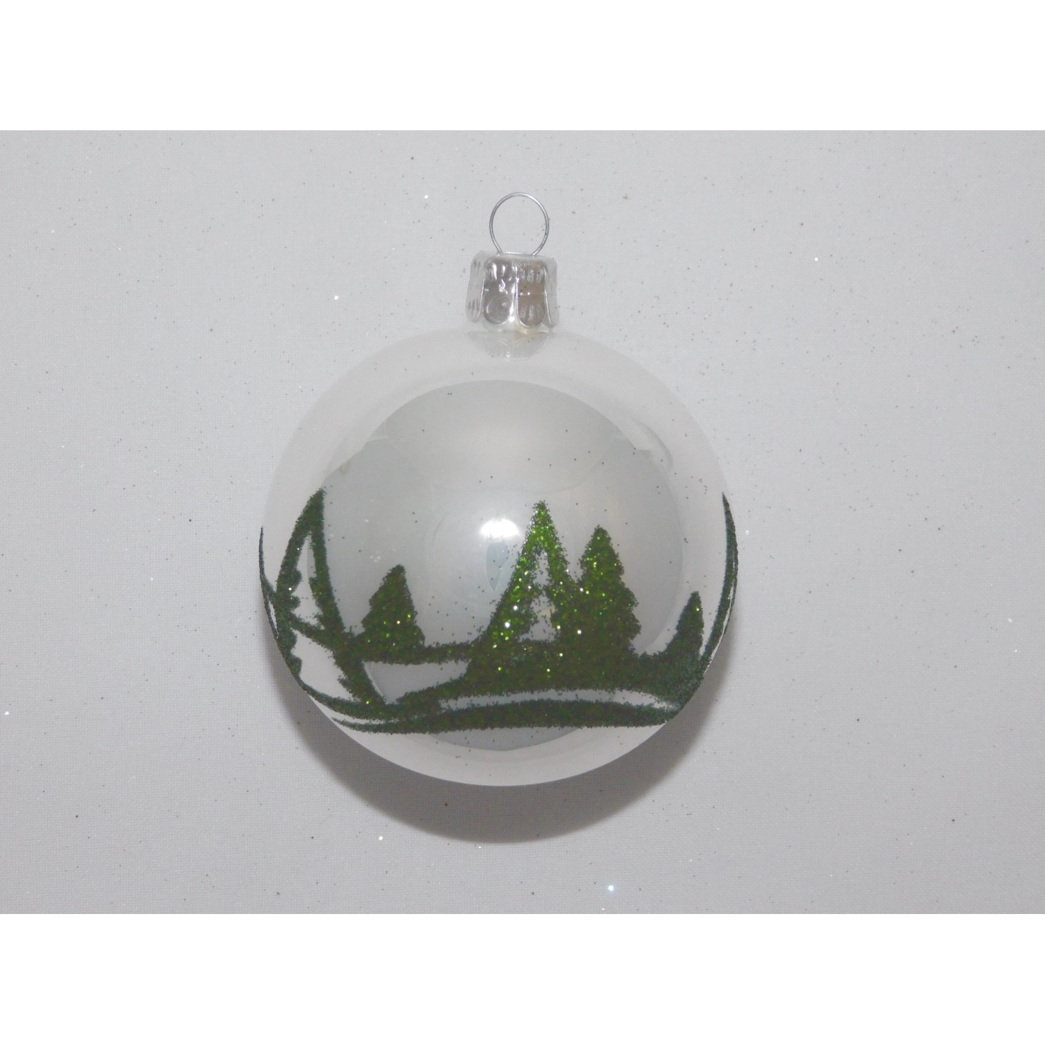 ONREX Vánoční ozdoba skleněná koule bílá/zelená stromky pr. 7 cm