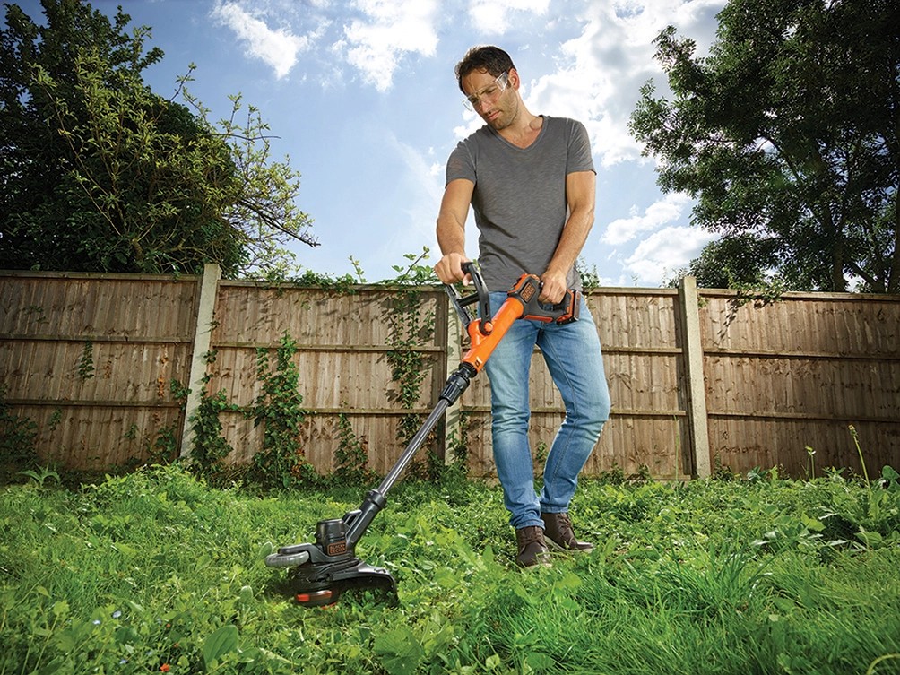 Aku Strunova Sekacka Black Decker