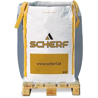 Big-Bag s červenohnědou kůrovou mulčovací kůrou (1000 l) na paletě. Ideální pro zakrytí půdy a redukci plevele.