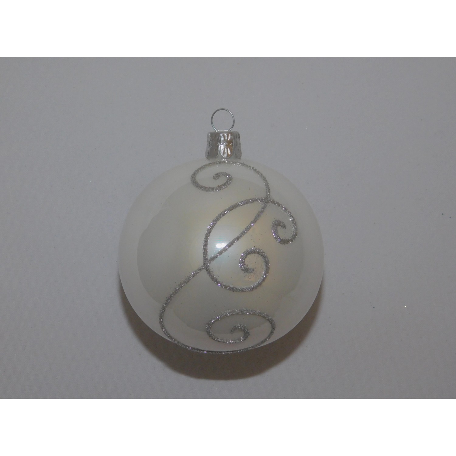 ONREX Vánoční ozdoba skleněná koule bílá spirály pr. 8 cm