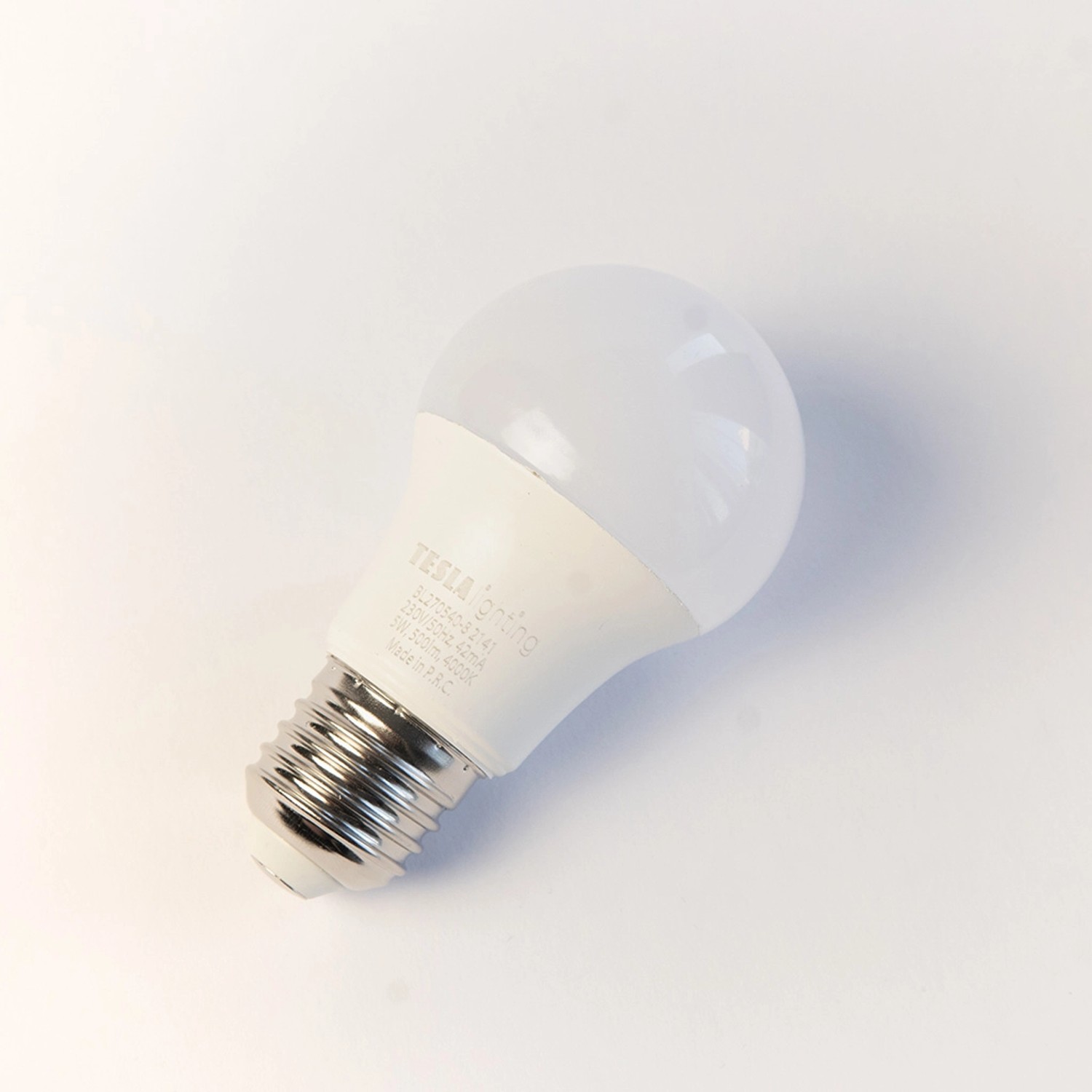 Tesla Lighting LED žárovka E27, 5 W, 500 lm, 4000 K
