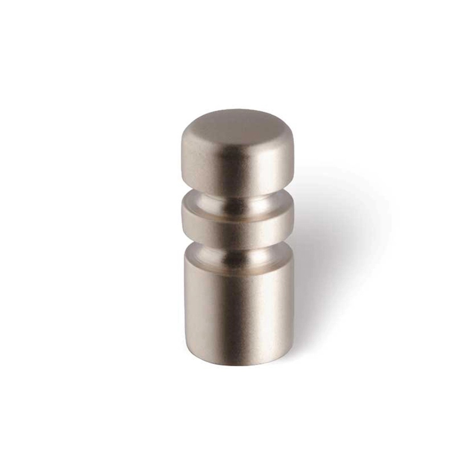 Knoflík 1576 kov niklovaný 12 mm x 12 mm x 26 mm