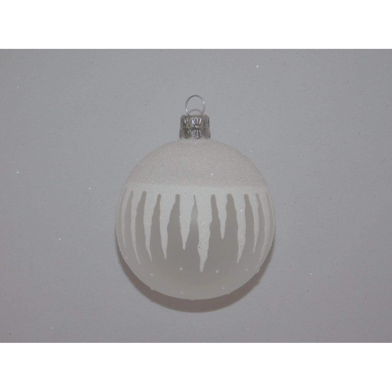 Ornex Skleněná vánoční ozdoba bílá s rampouchy pr. 7 cm