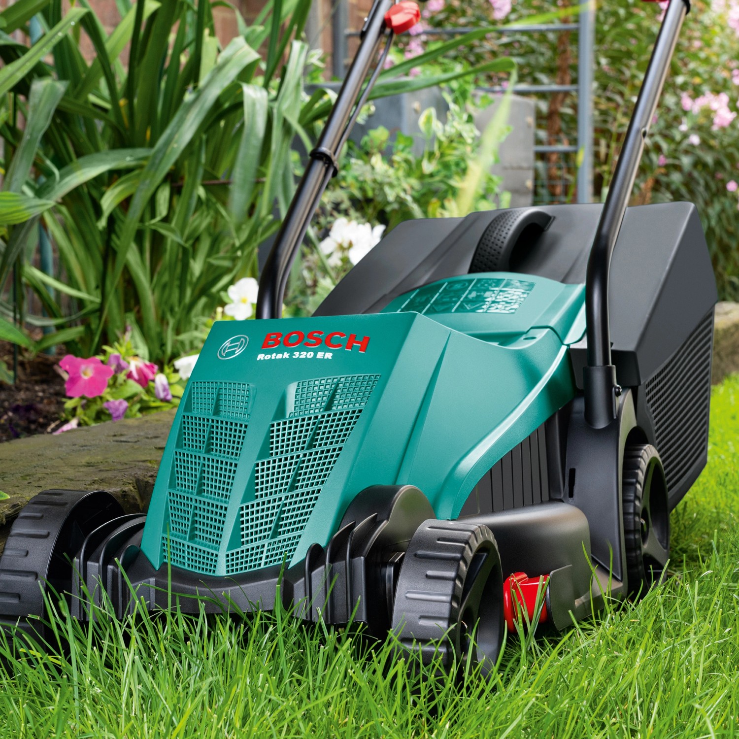 Bosch rotak 32 cena sale