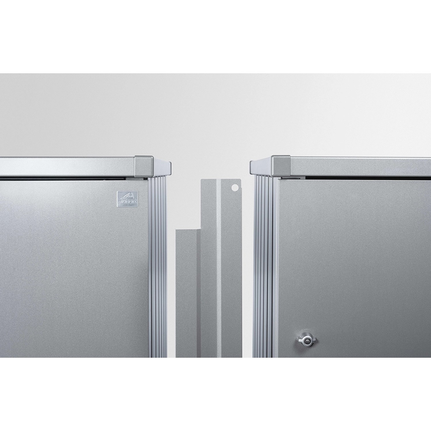 Biohort Spojovací prvek pro 2 boxy na popelnice Alex stříbrný