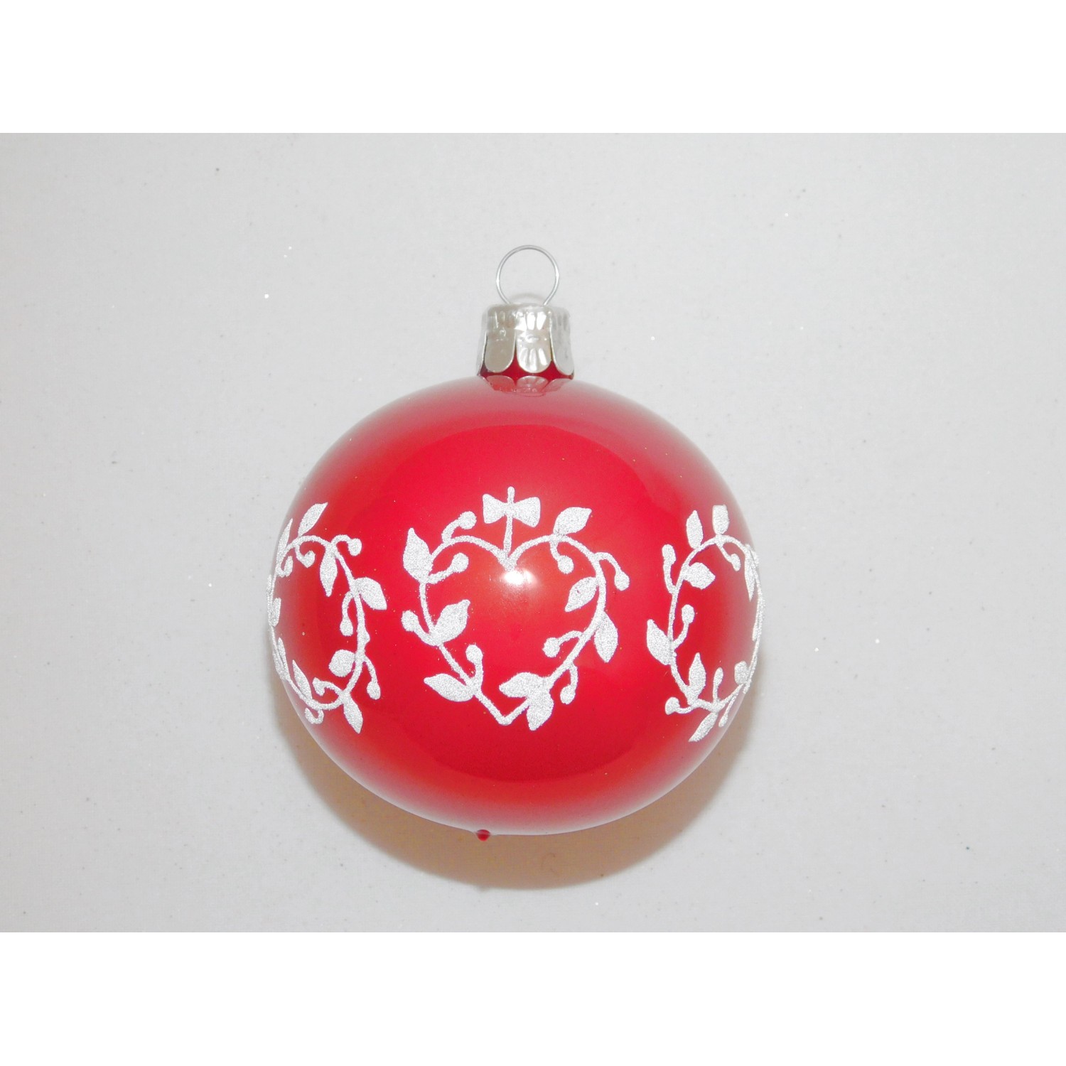 ONREX Vánoční ozdoba skleněná koule červená větvičky pr. 7 cm