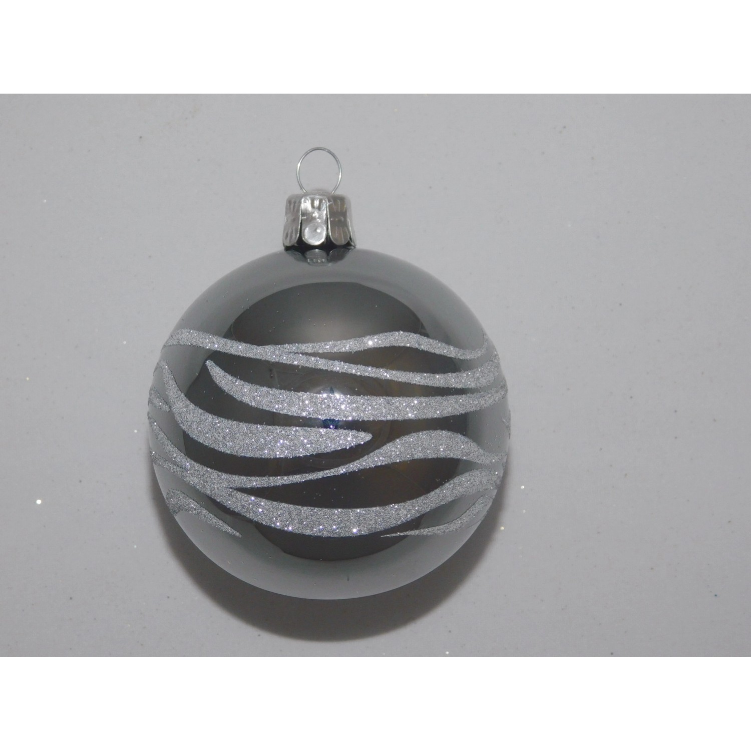 ONREX Vánoční ozdoba skleněná koule šedá vlnky pr. 7 cm