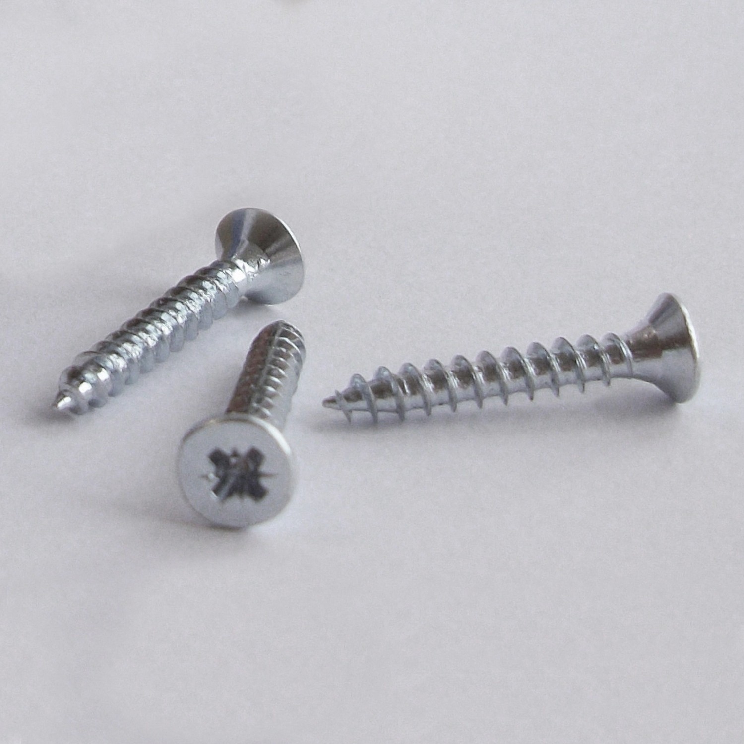 Šrouby pro profilové příchytky, 250 ks