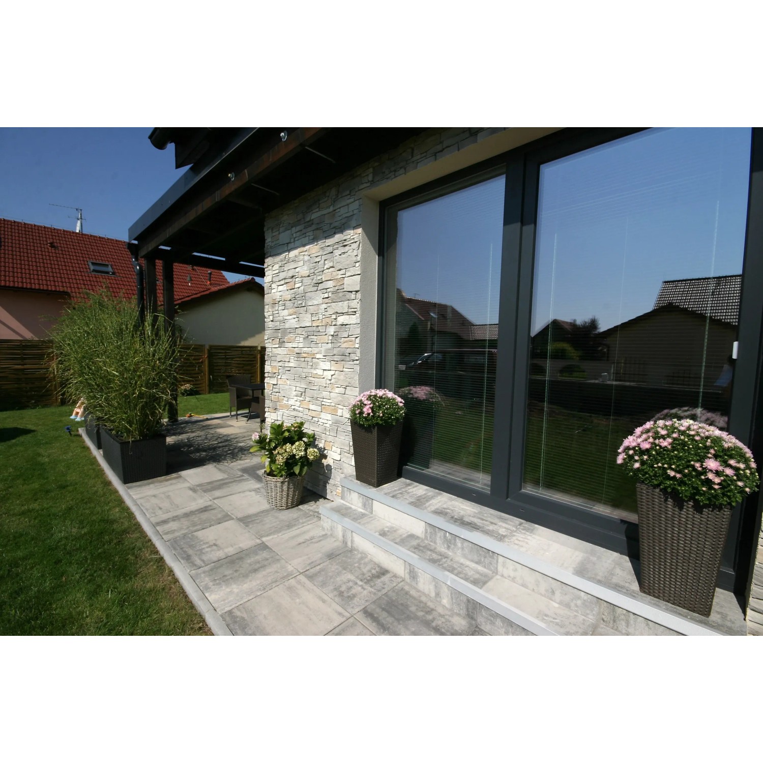 semmelrock-zahradn-dla-dice-elegant-b-lo-ern-50-x-50-x-4-cm