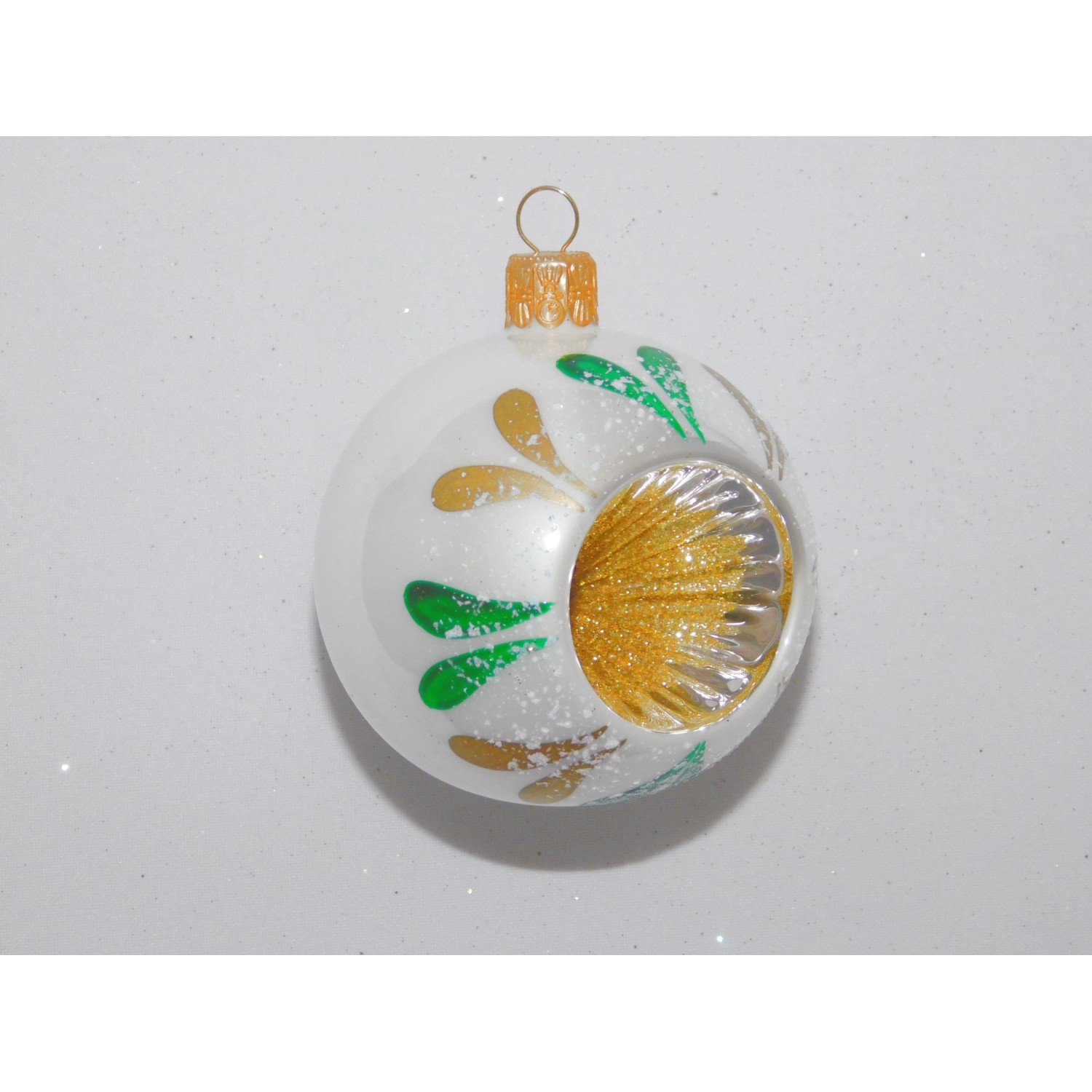 ONREX Vánoční ozdoba skleněná koule bílá/zlatá reflektor pr. 7 cm