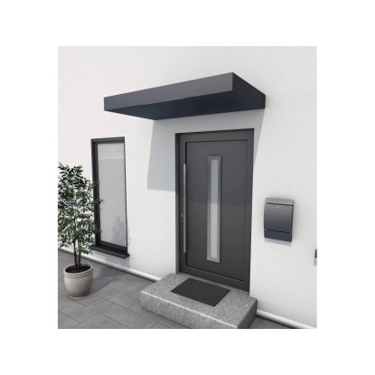 Moderní obdélníková stříška Gutta BS 250x90 cm v antracitové barvě s LED osvětlením u vchodu do domu.