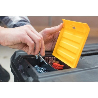 Stanley Essential Mobile Box na nářadí, 50L se šrouby a hmoždinkami.