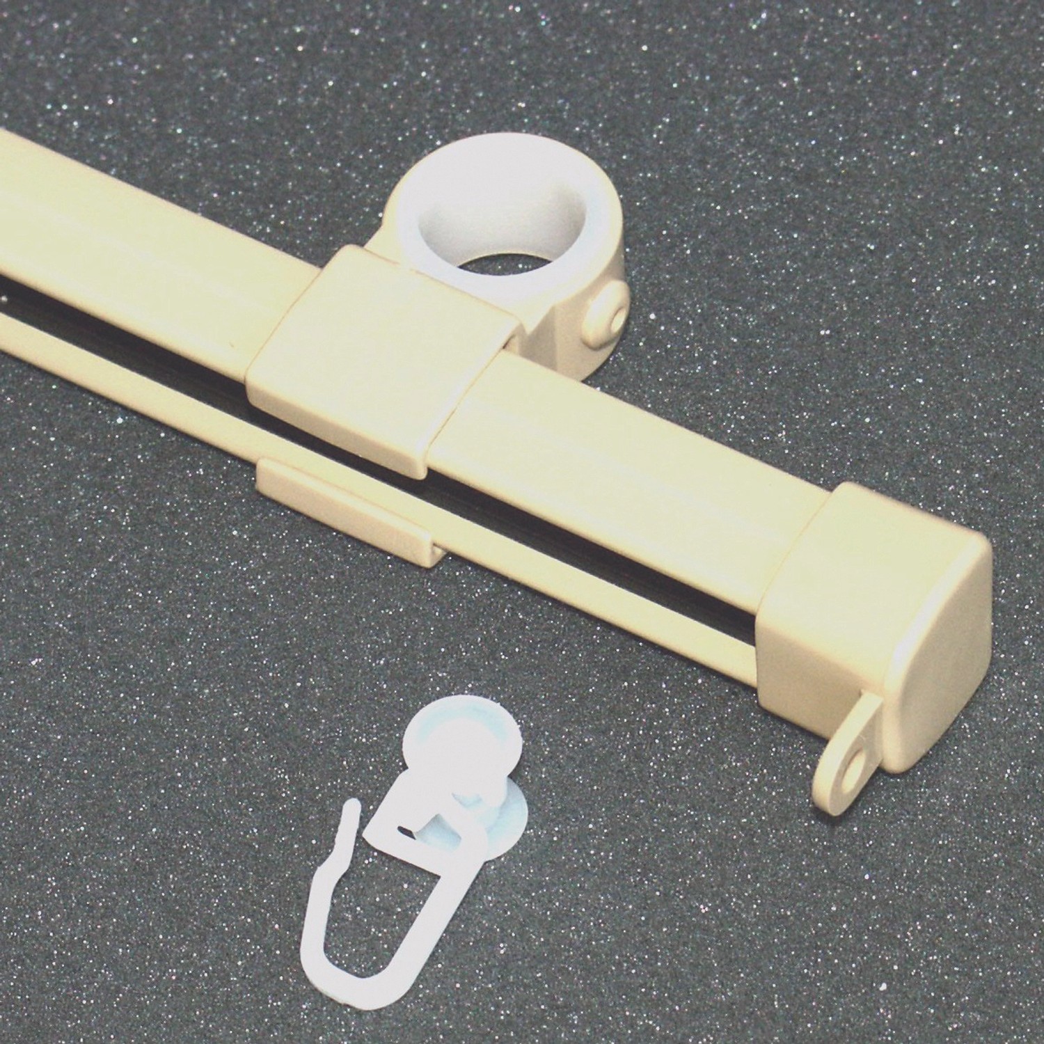 Gardinia U kolejnička kov béžová 110 cm