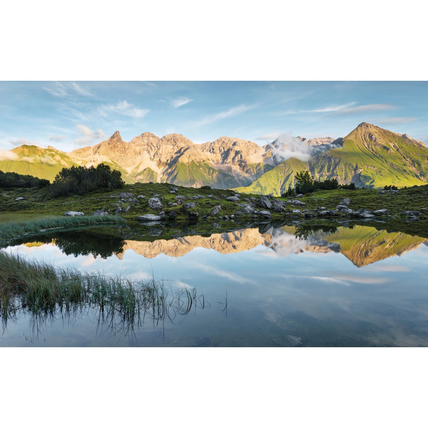 Komar Vliesová fototapeta Allgäu Spiegel 450 x 280 cm