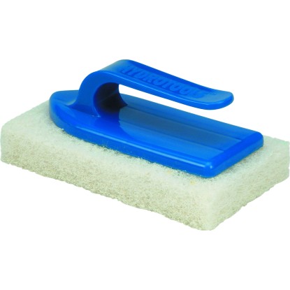 Speciální kartáč na čištění okrajů