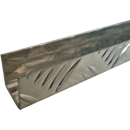 Arcansas U-Profil přírodní hliník, ražba Check design 23,5 x 23,5 x 1,5 x 1000mm